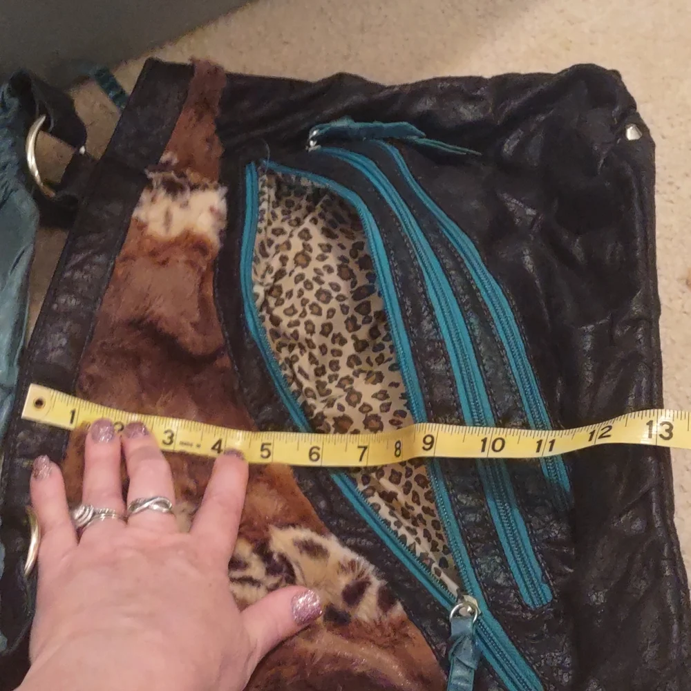 Fun, Large Bag/Purse - Picture 6 of 6